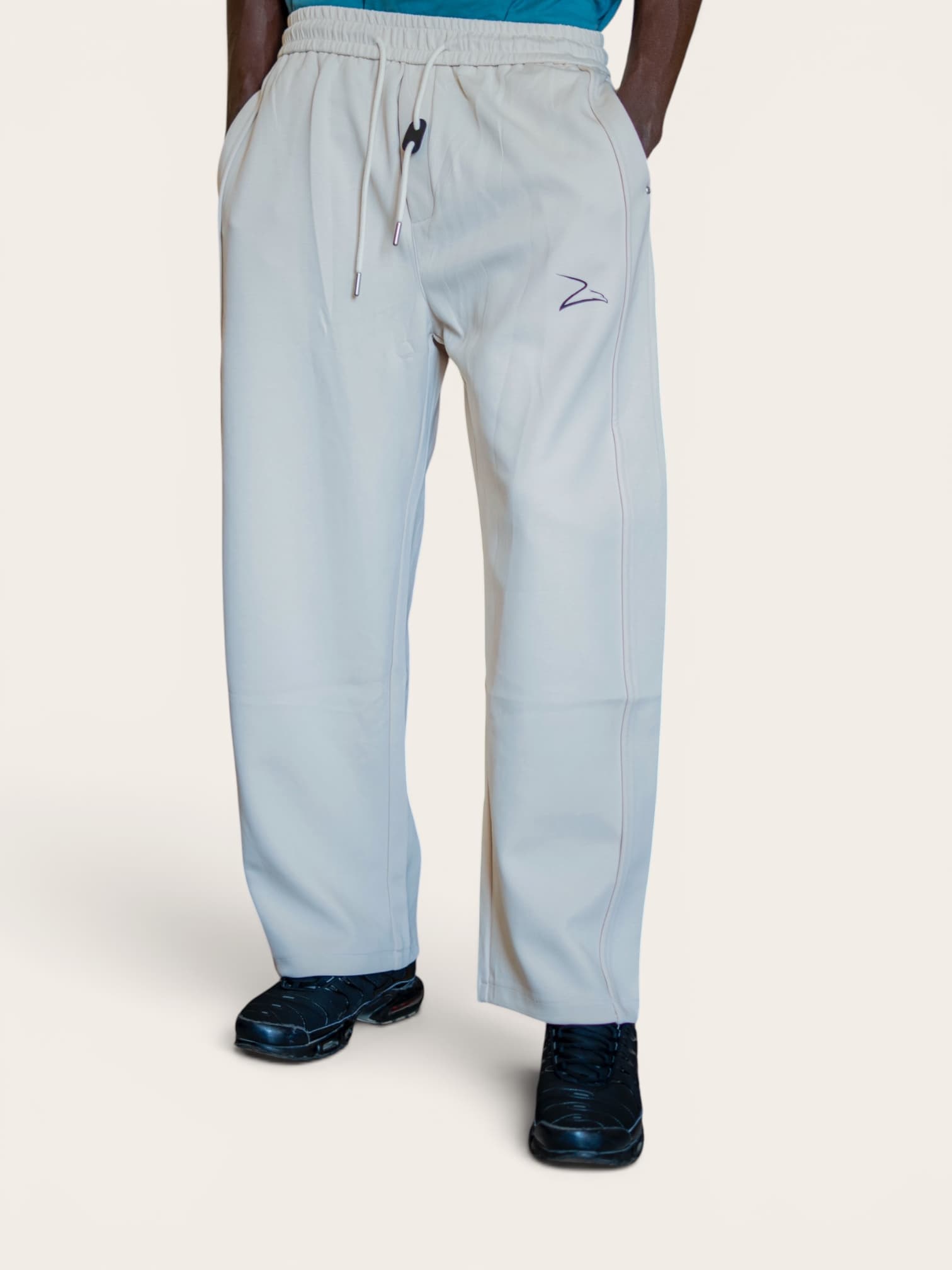 Pantalon Tracksuit Beige Sable – Style Urbain & Coupe Structurée